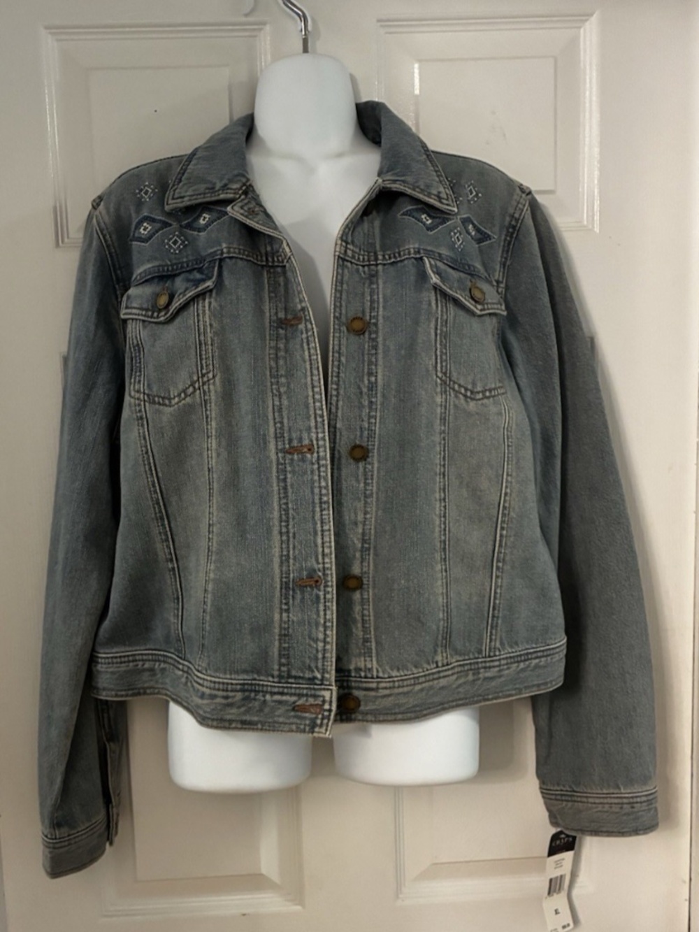 NWT CHAPS by Ralph Lauren DENIM JACKET - Sz XL -ashville wash with embroidery